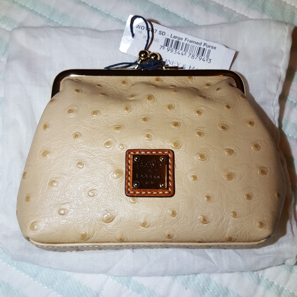 NWT Dooney & Bourke Large framed purse
